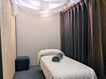 てあての写真/お友達やカップルでのご来店大歓迎★ペアで一緒に施術を受ける事ができるので楽しく心もほぐれて相乗効果♪
