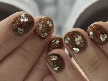 エティル(Etel atelier)/お花ネイル/ホログラム