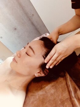 ルルドカリス(Lulu do charis)/