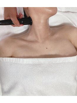 サロン ド チョコ(SALON DU CHOCO)/【フェイシャル】小顔　