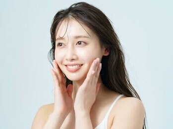 ビューティービレッジ(Beauty village)の写真/【毛穴レス/スキンケアの浸透力UP】美肌への近道!まずは顔脱毛☆《当店人気NO.1脱毛》角質ケア/生パック付!