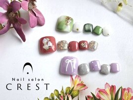 フットネイルはCRESTで☆