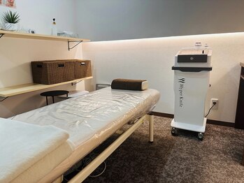 美容整体ウェリナ 名駅院/3.【施術室】