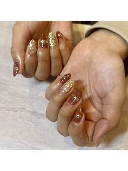 ラルーナ(LA LUNA)/デザインネイル　色チェンジ