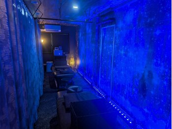 ひとつぼぉし/究極至高の館ブース1+2