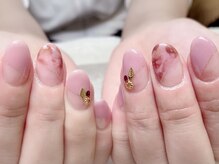 ラウンドアバウト(roundabout)/人気の斜めフレンチ☆