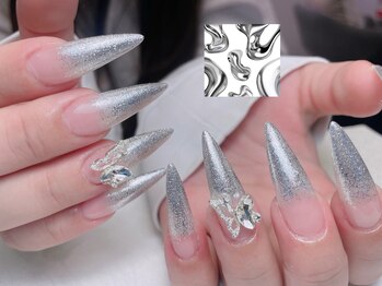 メオネイル(MEO NAIL)/シルバーグラデーションネイル
