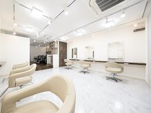 インデックスヘアーユー 錦糸町(in'dex hair-U)の雰囲気（美容室の中に個室がございます♪[マツパ/まつ毛パーマ/眉]）