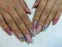 ラウト デコレーションアンドネイルサロン(Lauto Decoration&Nail Salon)/ピンクラメネイル☆