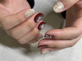 マルネイル 新宿店(MARU NAIL)/ライトデザイン¥6,480