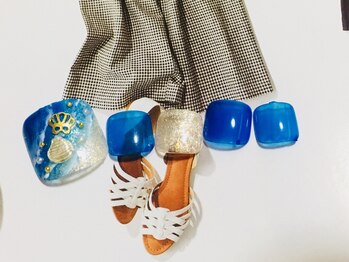 お気軽ビューティエーヴィヒ(Ewig)/8月キャンペーンネイル♪