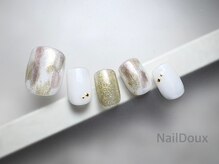 ネイル ドゥ 岡山駅前店(Nail Doux)/ニュアンスゴールドフットネイル
