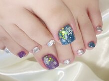 足先の綺麗は、女性の美しさをより華やかにさせます♪