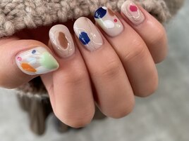 個性的ネイル