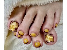 親指姫コース☆親指にお好きなデザインを施します。