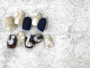 テテ 梅田店(tete)の写真/【ニュアンスデザインコース(オフ込)¥6300/サンプルの色変更OK】オシャレ女子の心をくすぐるデザインが多数