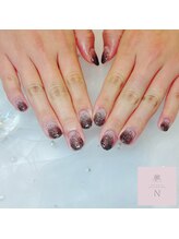 エヌ(N)/ラメグラデーション