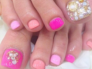 ネイルサロン ディーバ ギンザ(Nail salon Diva GINZA)/埋め尽くし　ガーリー￥9500