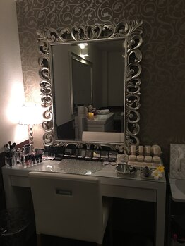 ラヴ ビューティー(RUB BEAUTY)/コラーゲンルームのメイク台