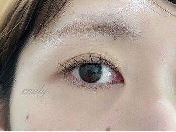 エミリー(emily)/ラッシュリフト