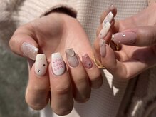 ジュイール(Jouir)/くすみピンクに鉛筆であそび心