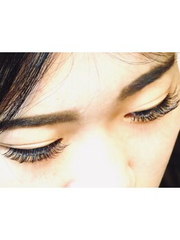 ボリュームのある目元にしたい