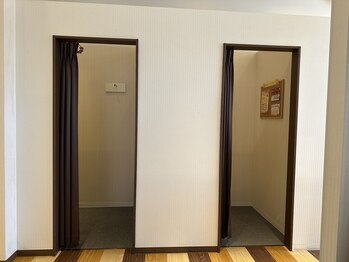 カラダファクトリー 一之江店/一之江店の更衣室です♪