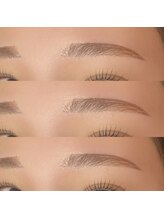 ケーオーエス ピンク(K O S Pink)/平行眉毛スタイリング