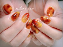 ネイルトップエクル(nail top E CRU)/