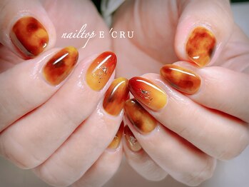 ネイルトップエクル(nail top E CRU)/