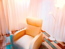 サロンドヴィヤージュ (Salon de Viyage)の雰囲気（落ち着いた空間！他の人に見られない半個室♪）