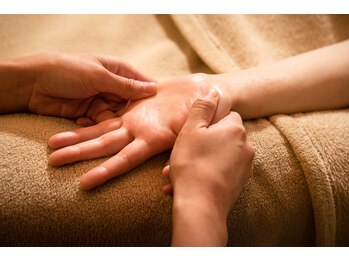 目の美容院 ランドマークプラザサロン/ハンドマッサージ