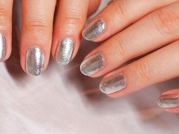 ビューティトリップ(Beauty TRIP)/かっこいい人にはシルバーがあう