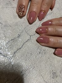 ヒョウ柄ネイル
