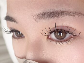 モルガナイトアイビューティー(Morganite EyeBeauty)/