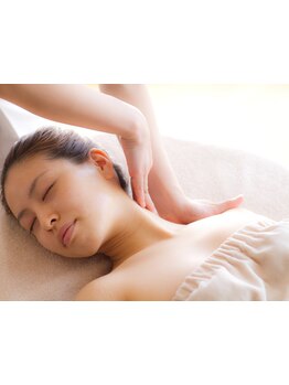 ホウレイ線・たるみ改善！予防ケア