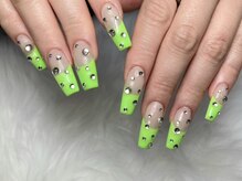 ハユン(hayun)/スカルプ持ち込みデザイン