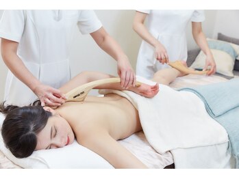 ストーミーストーン(STORMY STONE by Aphros Queen)/【デトックス！】最高峰エステ