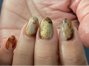 ニジイロネイル/【大人のニュアンスネイル】