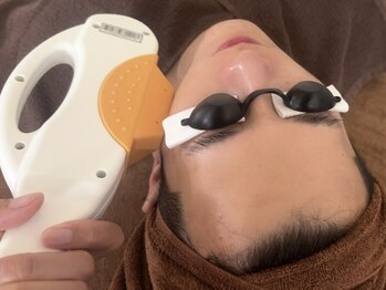 ベラーモ(BELLAMO)の写真/清潔感が求められるのは女性だけではない!!面倒な自己処理卒業☆スベスベ肌Get♪メンズ全身脱毛始めました!