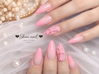 サイナネイル(Shine Nail)の写真/【私生活やお仕事に合わせたシンプルデザインをご提案♪】かわいいからキレイまであなたの希望を叶えます★