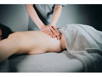 トトノイ 高知(TOTONOi)/筋膜リリース×オイルマッサージ