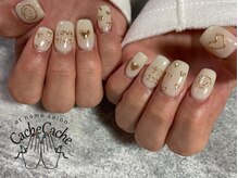 カシュカシュ(Cache Cache)/ホワイト推しネイル