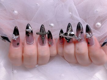 スノーネイルサロン 新宿店(Snow nail salon)/黒クロス十字架蝶々