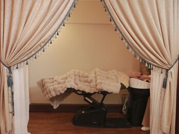 ネスト(NEST)の写真/【伏見駅徒歩3分】オールハンドのウェットヘッドスパ専門店でお疲れの貴方に癒しのひとときを...＊