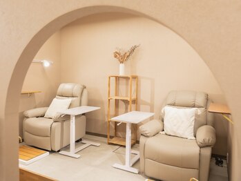 タソ(TASO)/サロンの内観