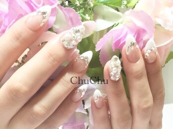 ネイルサロン チュチュ(Nail Salon Chu Chu)の写真/強度&持ちしっかり!高技術スカルプで憧れの『指が細長く見える』美人爪へ♪シンプルなのに上品なデザイン◎