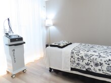 Hime beauty【ハイパーナイフ・痩身・毛穴・小顔・漢方温浴】