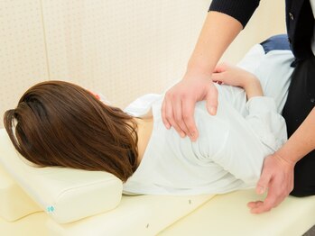 京成津田沼北口整骨院の写真/何をしても取れない疲れ。何年も続く腰痛・肩こりにお悩みの方へ！その場しのぎではない全身を根本施術