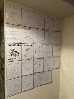 くびとかた/サインもいただき感謝です☆